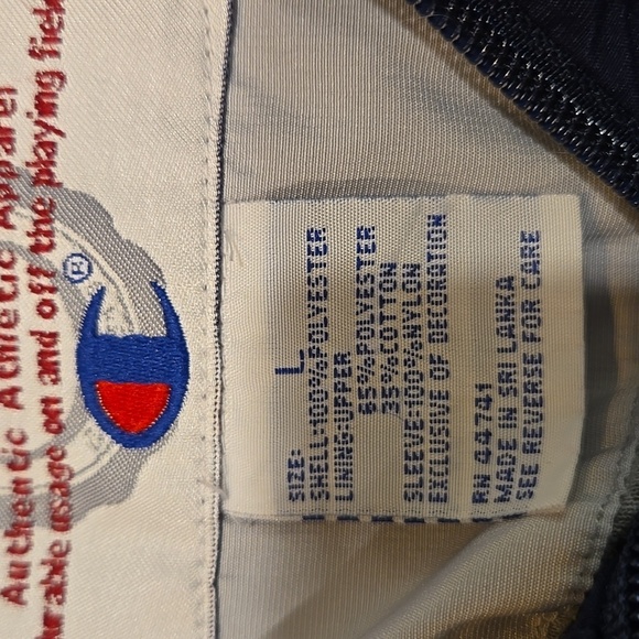 CHAMPION LIGHTWEIGHT FLANNEL LINED WINDBREAKER ZIP-UP JACKET. SIZE LARGE. - Picture 4 of 12